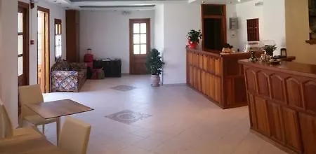 Hotel Armyra